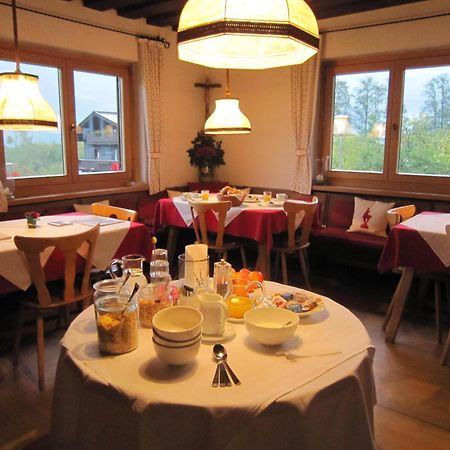 Pension Feiersinger Kitzbuhel Bagian luar foto