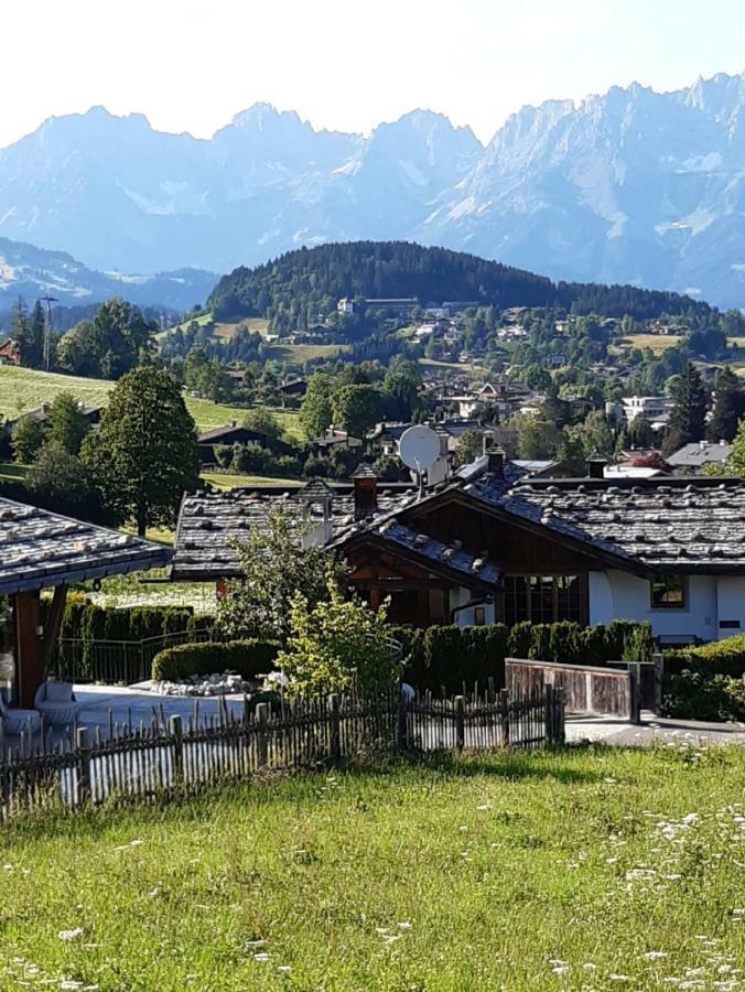 Pension Feiersinger Kitzbuhel Bagian luar foto
