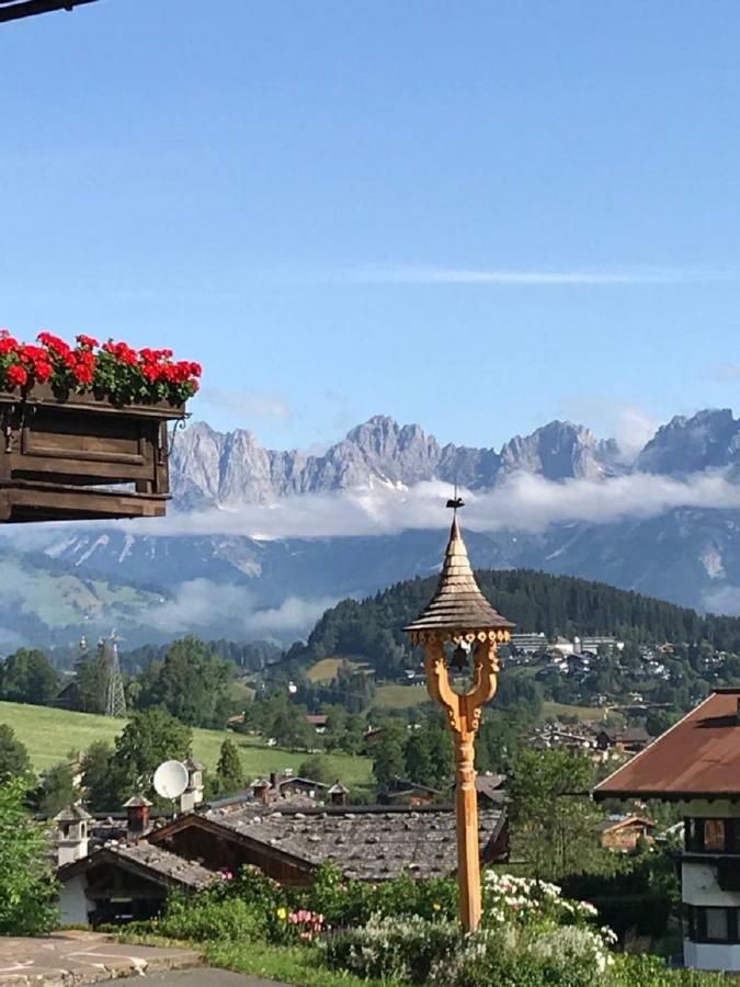 Pension Feiersinger Kitzbuhel Bagian luar foto